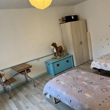 Gite Des Reculees Ladoye-sur-Seille Exterior foto