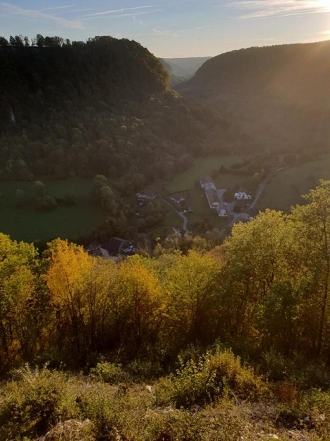 Gite Des Reculees Ladoye-sur-Seille Exterior foto